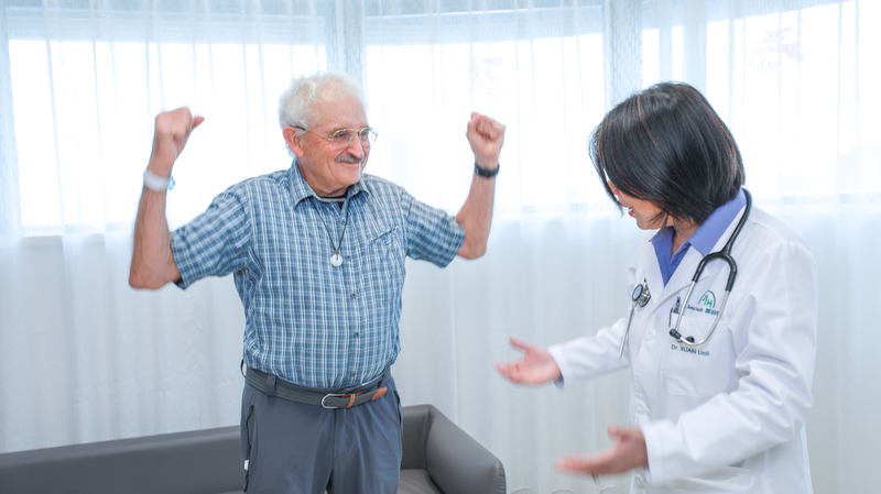 Why_a_78_Year_Old_Doc_Traveled_9_000_km_to_Shanghai_for_CAR_T_Therapy - Namaste Headlines Why_a_78_Year_Old_Doc_Traveled_9_000_km_to_Shanghai_for_CAR_T_Therapy