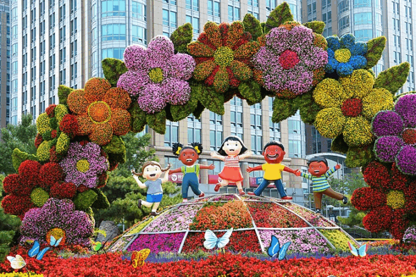 6 Key Insights into China's Diplomacy and Shared Future 🌍