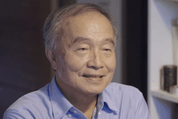 Yang_Du_s_Heartfelt_Poem_Celebrates_Unbreakable_Motherly_Bond video poster