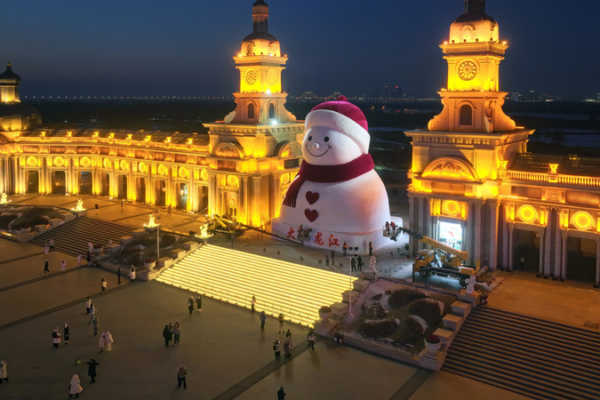 Harbin’s 19m Giant Snowman Structure Completed!