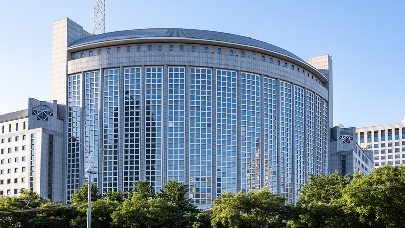 Macron Heads to the Chinese mainland Dec 3–5: What Youth Need to Know