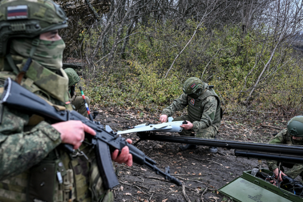Russian Forces Hold Kupyansk, Strike Ukrainian Military Sites ⚡