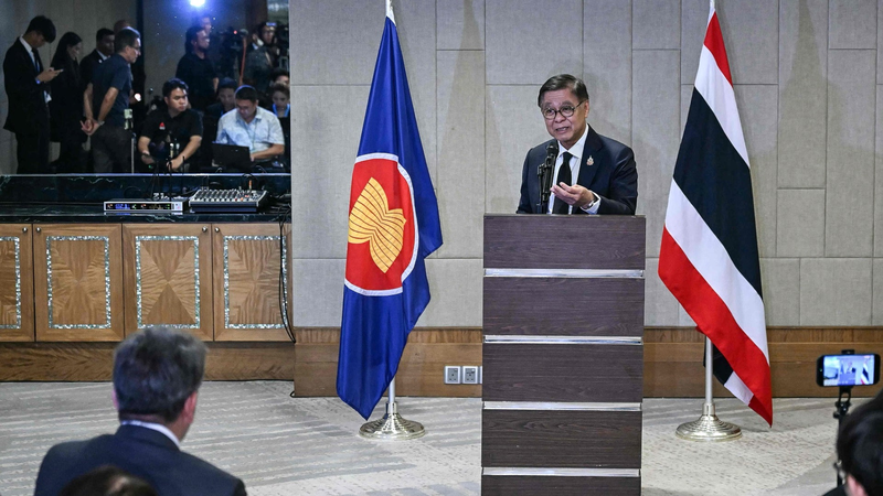ASEAN_FMs_Convene_in_KL_to_Ease_Thai_Cambodia_Tensions
