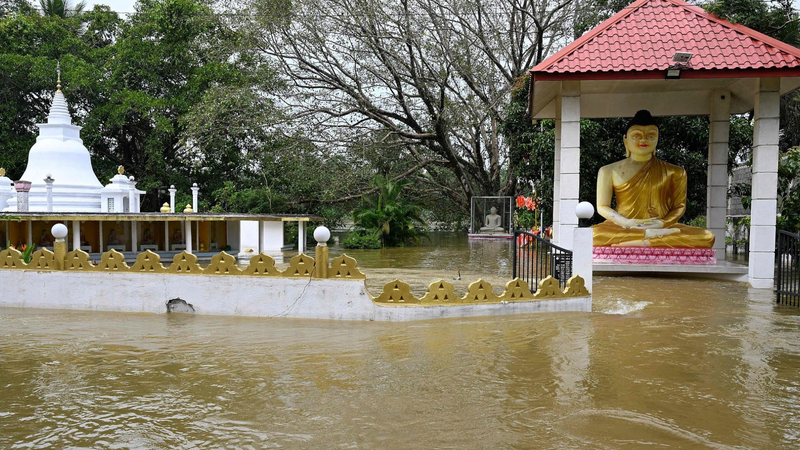 Aid_Race_Kicks_Off_as_Asia_Flood_Death_Toll_Tops_1_200 - Namaste Headlines Aid_Race_Kicks_Off_as_Asia_Flood_Death_Toll_Tops_1_200