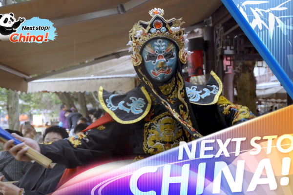 Blink_and_You_ll_Miss_It__The_Charm_of_Bianlian_in_Sichuan_Opera video poster