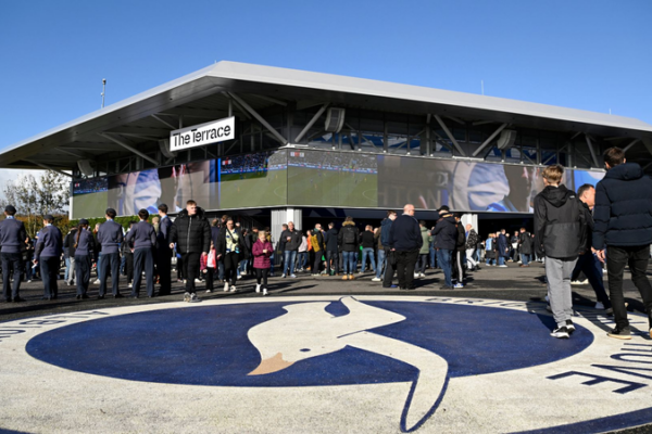 Brighton_FC_Apologizes_Over_WWII_Soldier_Card_Gaffe