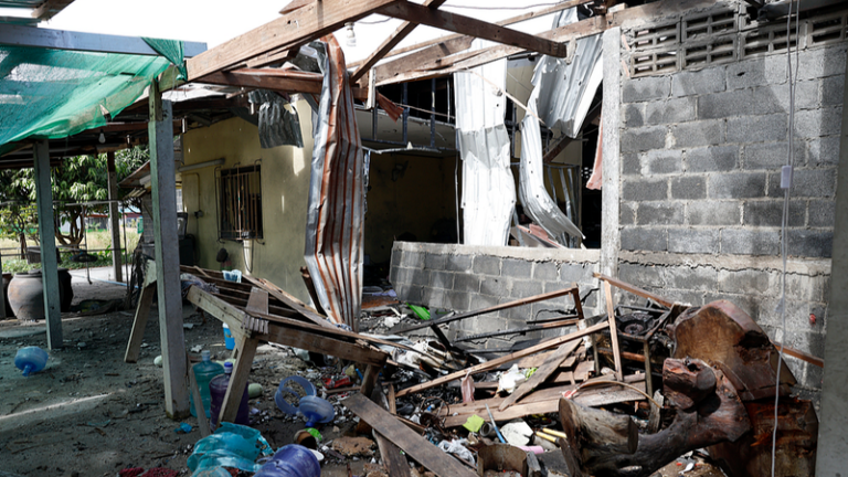 Cambodia_Thailand_Border_Clash_Leaves_10_Civilians_Dead__60_Injured - Namaste Headlines Cambodia_Thailand_Border_Clash_Leaves_10_Civilians_Dead__60_Injured