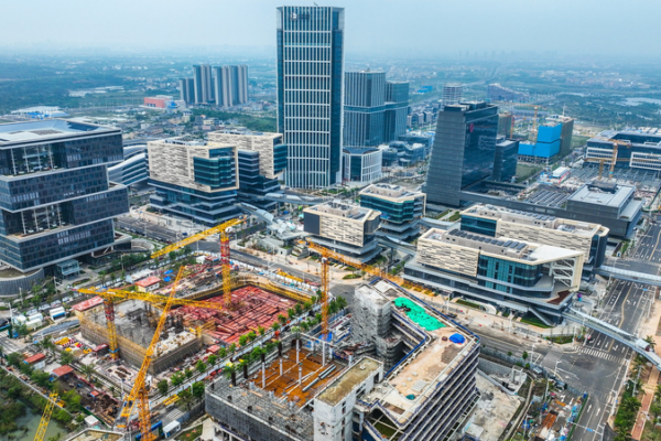 Chinese_Mainland_s_Politburo_Unveils_2026_Economic_Roadmap