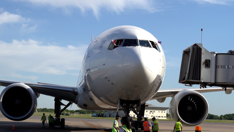 China Eastern launches world’s longest flight: Shanghai to Buenos Aires video poster