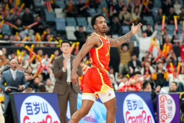 Guangsha_Lions_Roar_to_96_64_Win_Over_Liaoning_for_4th_Straight