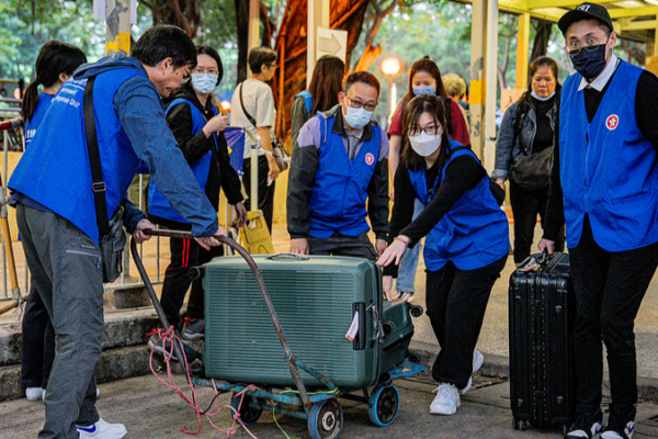 Hong_Kong_s_Volunteers_Fuel_Recovery_After_Tai_Po_Fire