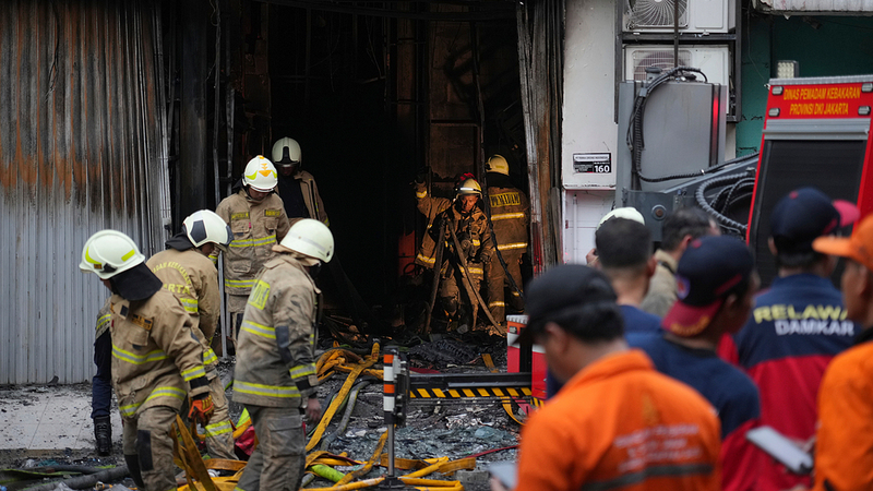 Massive_Fire_Erupts_in_Seven_Story_Jakarta_Office_Building_poster - Namaste Headlines Massive_Fire_Erupts_in_Seven_Story_Jakarta_Office_Building video poster