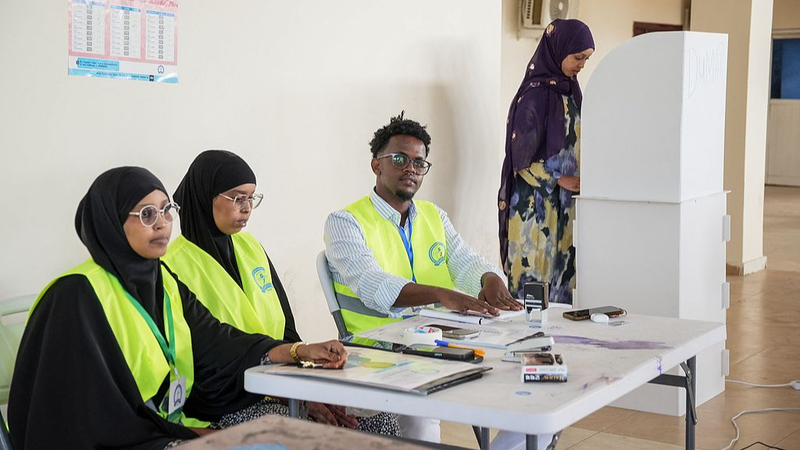 Mogadishu_Votes_in_First_Step_Toward_Universal_Suffrage - Namaste Headlines Mogadishu_Votes_in_First_Step_Toward_Universal_Suffrage