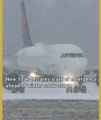 NY___NJ_Declare_Emergency_After_Snowstorm_Grounds_1_500_Flights video poster