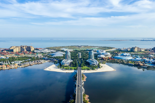 Ocean_Flower_Island__Danzhou_s_Seaside_Gem_in_Hainan_s_FTP_Year video poster