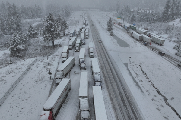 Rare_Tornado_Warning_Hits_California_Amid_Powerful_Winter_Storm