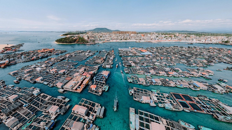 TTDGCE9GFEUXWVKW1NG0 - Namaste Headlines Exploring Hainan’s 500-Year-Old Floating Tanka Village