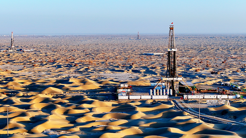 Tarim_Oilfield_Generates_Over_2_Billion_kWh_of_Solar_Power - Namaste Headlines Tarim_Oilfield_Generates_Over_2_Billion_kWh_of_Solar_Power