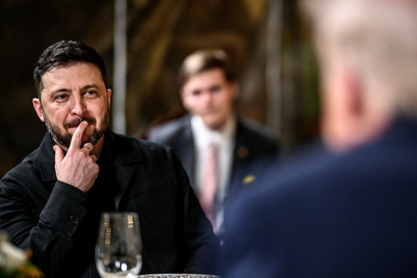 Ukraine_Eyes_US_Troop_Deployment_in_Talks_with_President_Trump