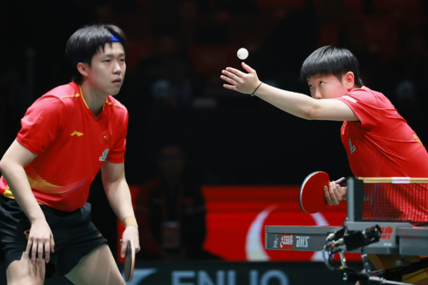 Wang___Sun_Lead_Chinese_Mainland_to_8_0_Sweep_at_Mixed_Team_World_Cup