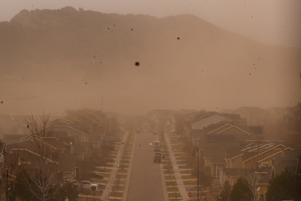 Western_US_Storm_Knocks_Out_Power_for_750_000__231_km_h_Gusts