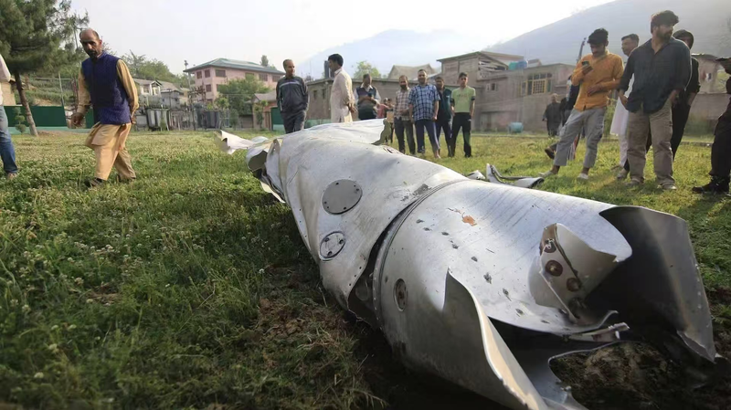 YQ8FE0U7165EGBXL8ID3 - Namaste Headlines Year-End Special: India–Pakistan on the Brink After Kashmir Clash video poster