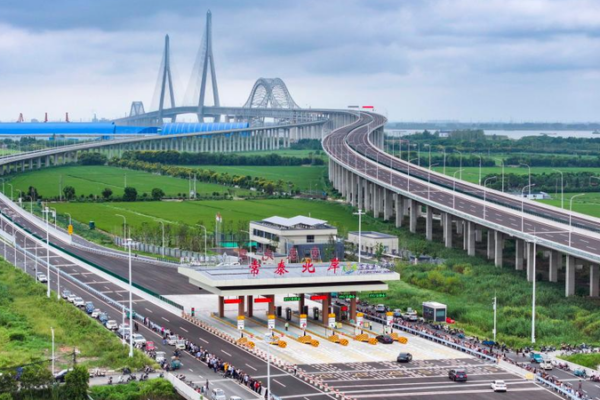 10_Years_of_the_Yangtze_River_Economic_Belt__Powering_Next_Gen_Growth