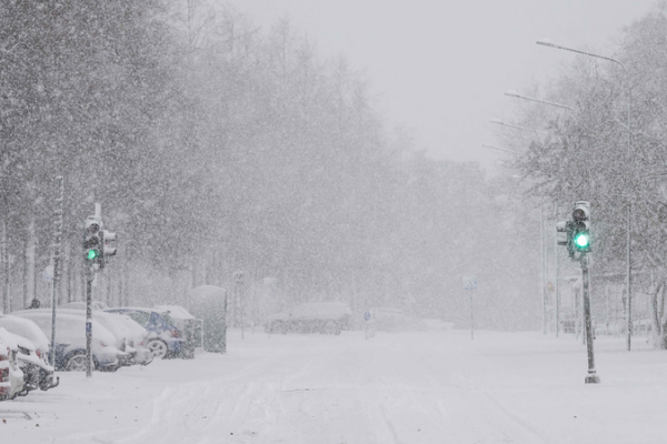 Europe in Deep Freeze: Arctic Blast Sparks Snow & Travel Chaos ❄️✈️