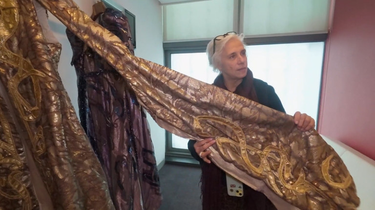 Behind_the_Scenes__Turandot_s_Stunning_Costumes_in_Chongqing video poster