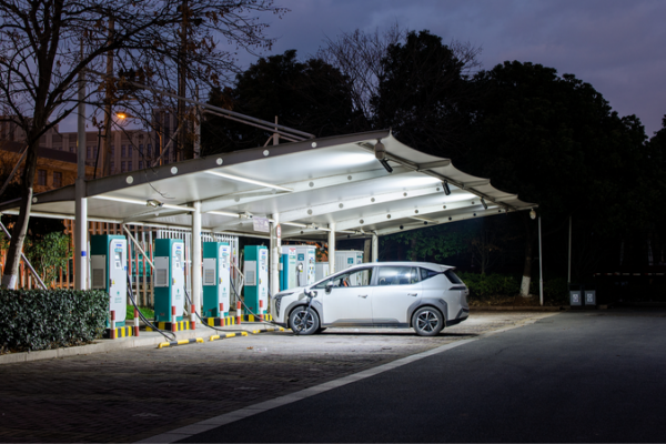 China’s Trade-In Boom: 3.92T Yuan Spent in 2024–25 🚗🔄📱