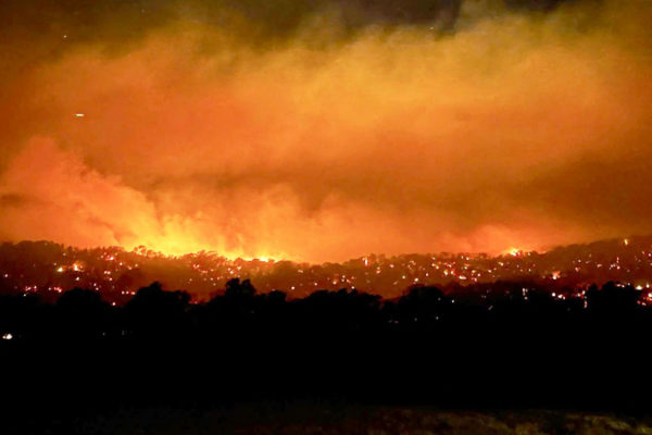 Catastrophic_Bushfire__Evacuations_Ordered_in_Victoria