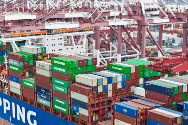 Central_Americas_Trade_Pivot__Balancing_China_Ties___Nearshoring_Boom