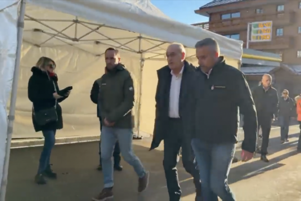 Deadly_New_Year_s_Eve_Blaze_Hits_Swiss_Ski_Bar_in_Crans_Montana video poster