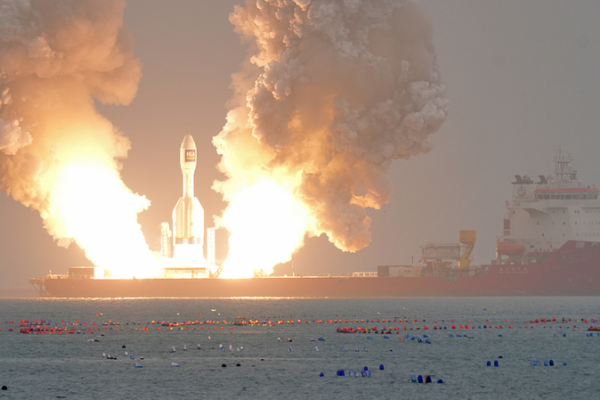 China's First Offshore Liquid Rocket Test Platform Nears Launch 🚀