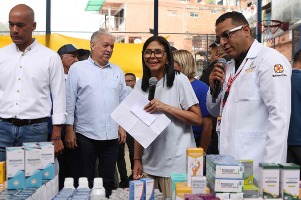 Delcy Rodríguez Vows to Free Maduros Amid Trump's Oil Moves