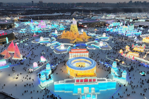 Harbin_Ice_and_Snow_World_2026__A_Fairytale_World_of_Ice___Snow video poster
