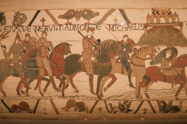 Hockney_Calls_Moving_Bayeux_Tapestry__Madness__as_British_Museum_Defends_Safety_Plans