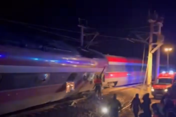 Southern_Spain_Train_Crash__21_Dead__Dozens_Injured
