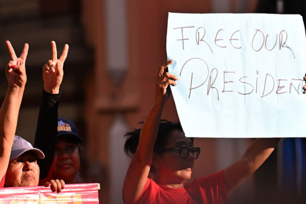 US_Strikes_Caracas__Maduro_Seized__Global_Shock_Ensues video poster