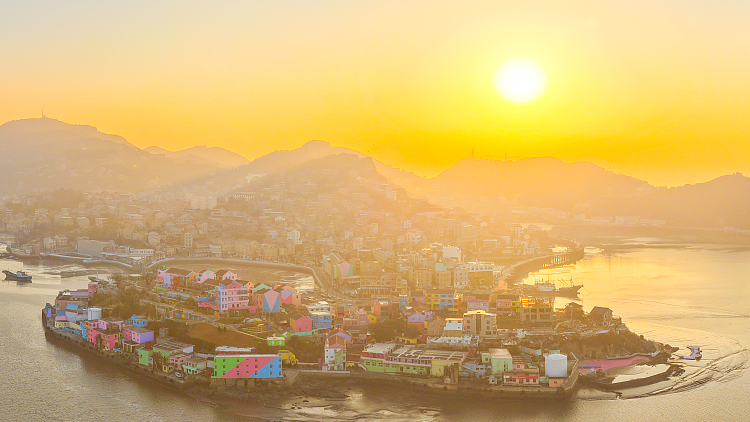 Xiaoruo Village’s Dreamy Sunrise: A Coastal Escape in East China