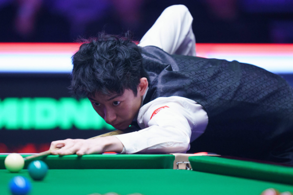Wu_Yize_Whitewashes_Xiao_Guodong_6_0_to_Reach_Masters_Semis