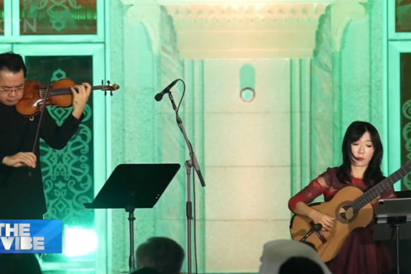 Yang_Xuefei___Ning_Feng_Dazzle_Abu_Dhabi_in_China_UAE_Cultural_Recital video poster